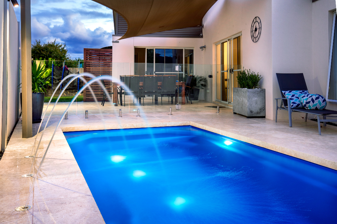 Pool water feature 4